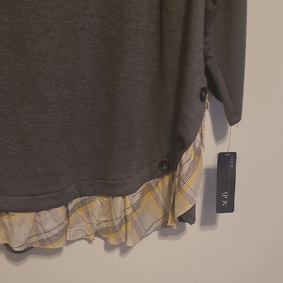 AGB Charcoal Pullover with Plaid Ruffle Hem - Picture 4 of 11